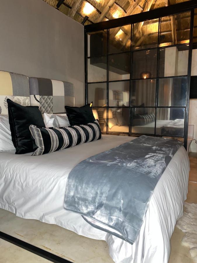 Four20 Bespoke Hotel 요하네스버그 외부 사진