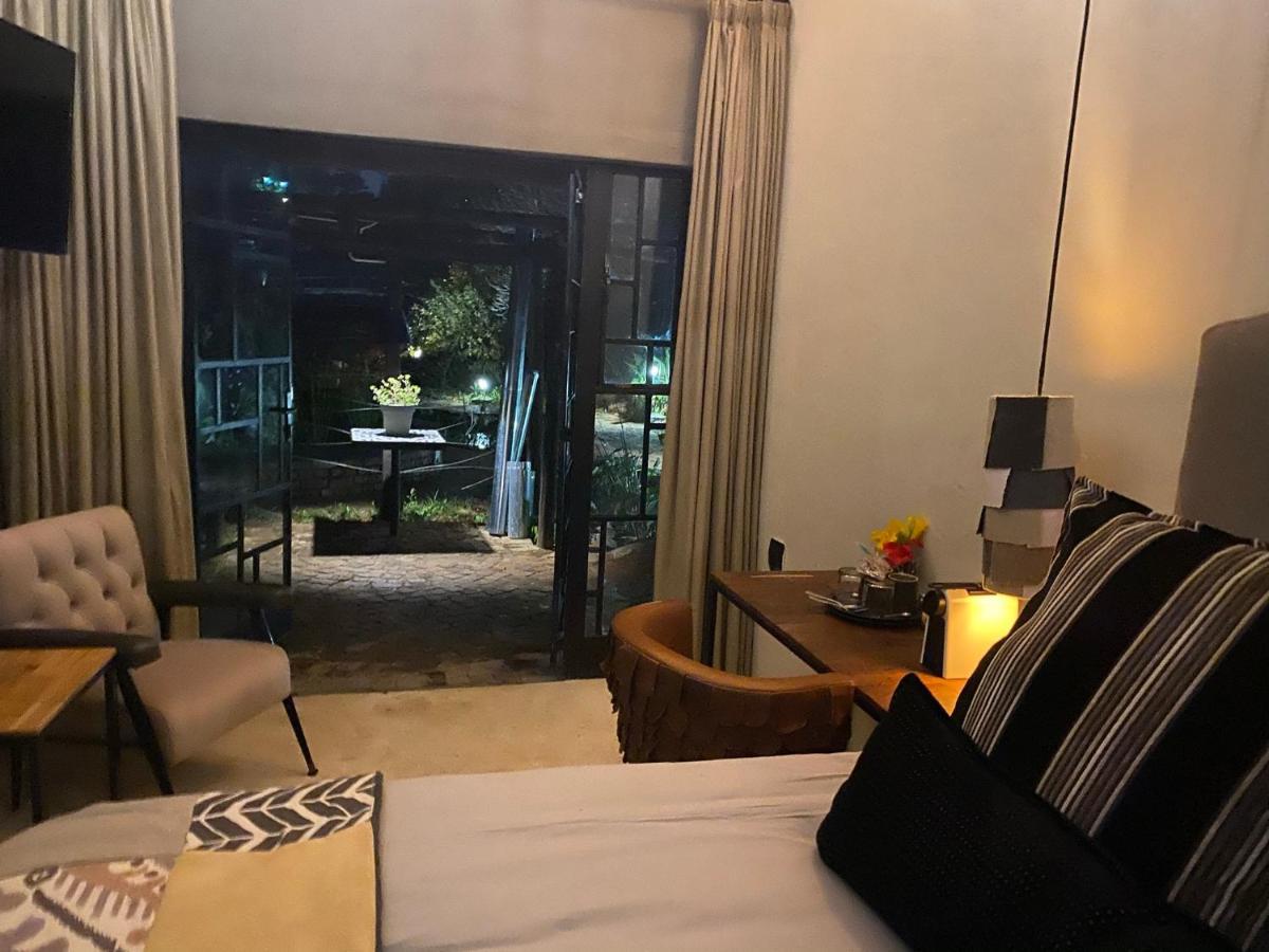 Four20 Bespoke Hotel 요하네스버그 외부 사진